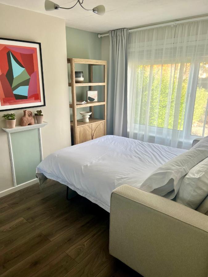 House With Garden And Parking 15 Min To City Center EDI Exterior photo