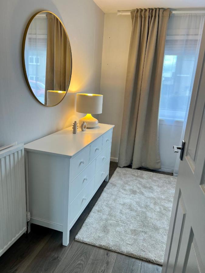 House With Garden And Parking 15 Min To City Center EDI Exterior photo